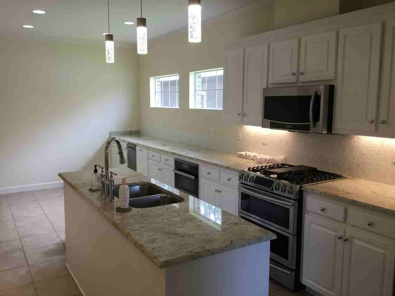 112 Kensington Ct - Photo 6 of 29