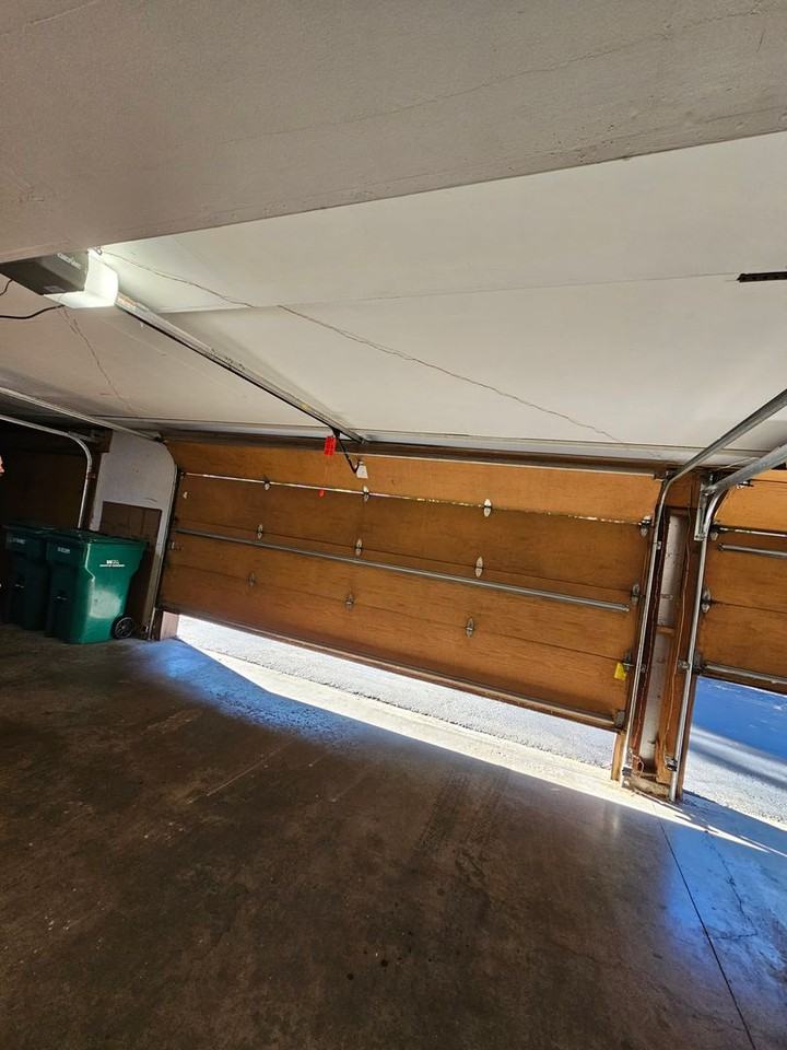 945 Moorings Dr - Photo 2 of 23