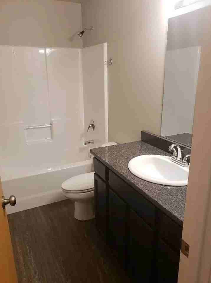 1017 Jersey Street - Photo 5 of 9