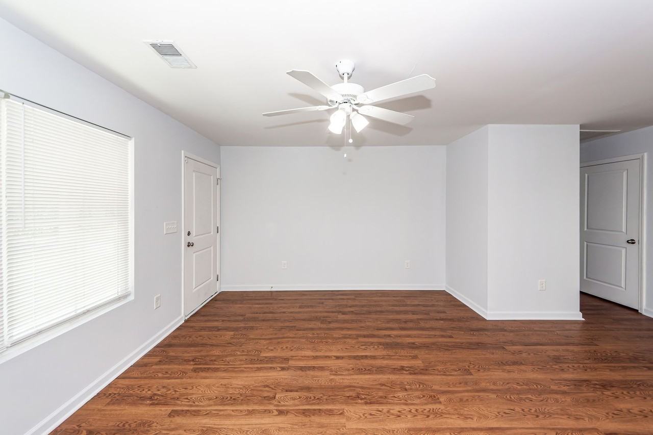 211 White St #B - Photo 4 of 29