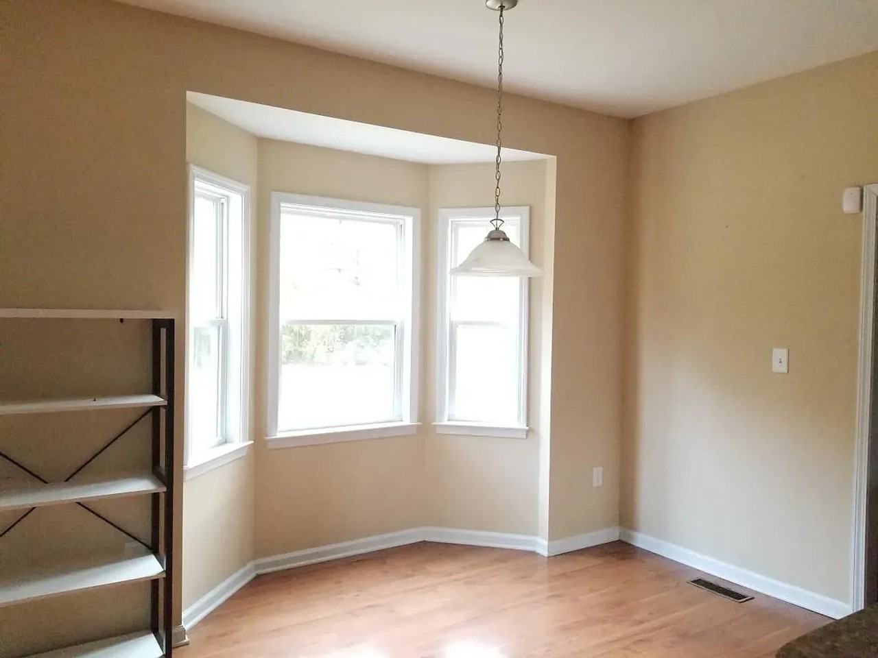 1421 Tawny View Ln - Photo 5 of 21