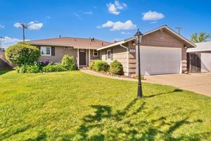 featured image of 2536 Ribier Way