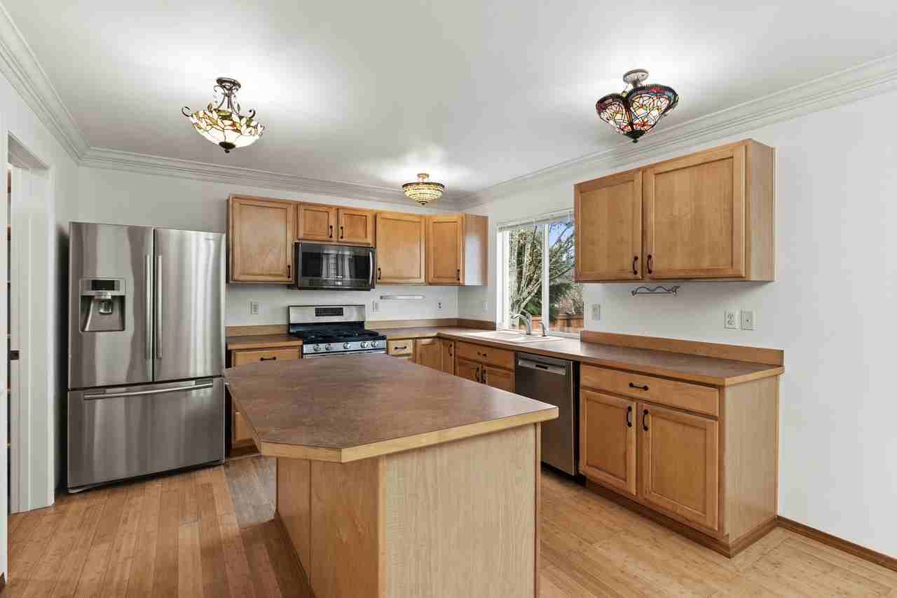 2432 118th Pl Se - Photo 7 of 26