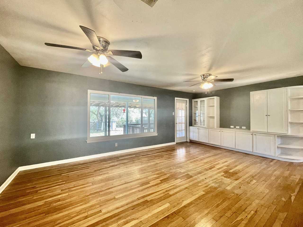 605 Dale Dr - Photo 4 of 20