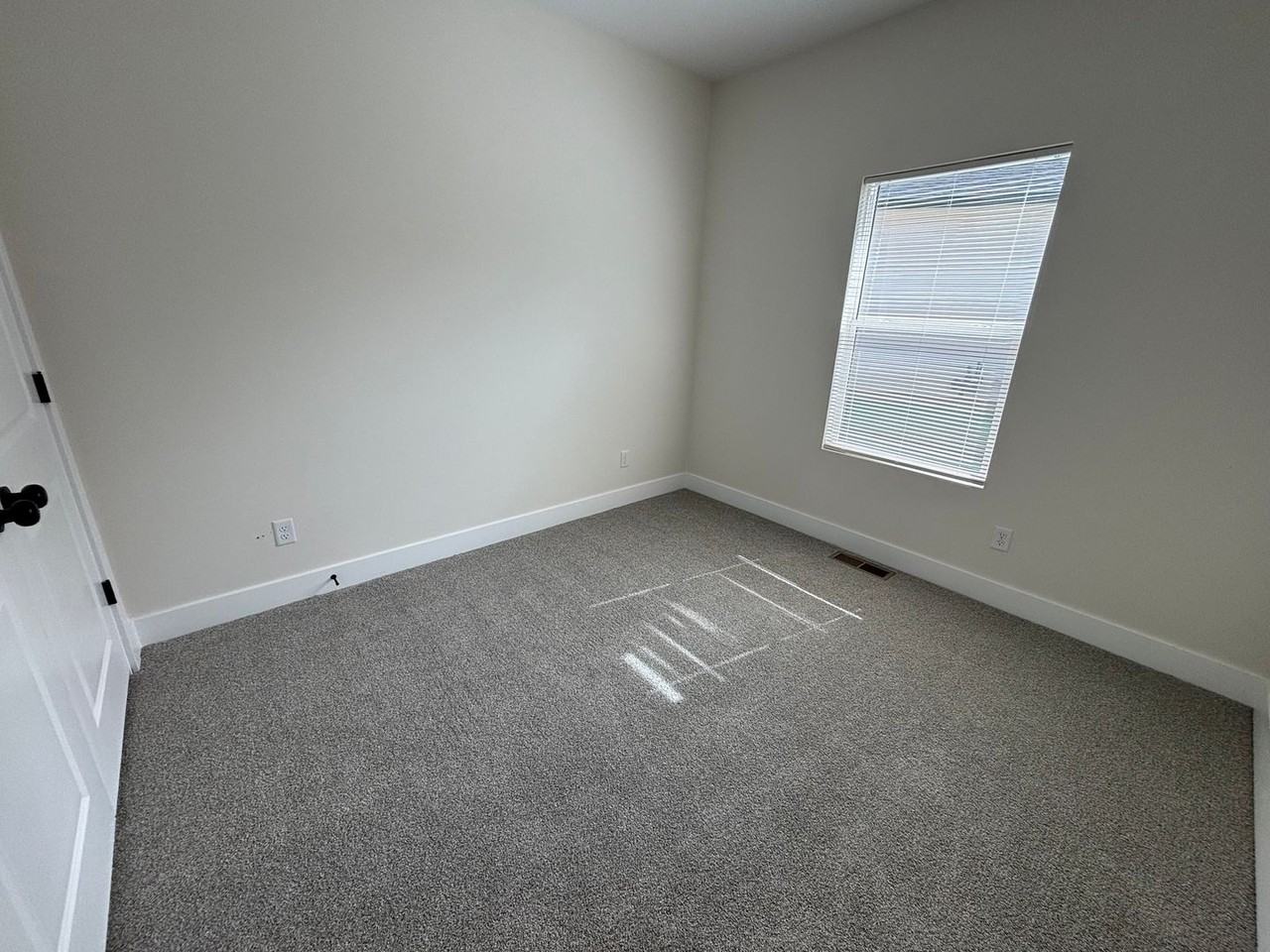 5249/51 Chase - Photo 7 of 22