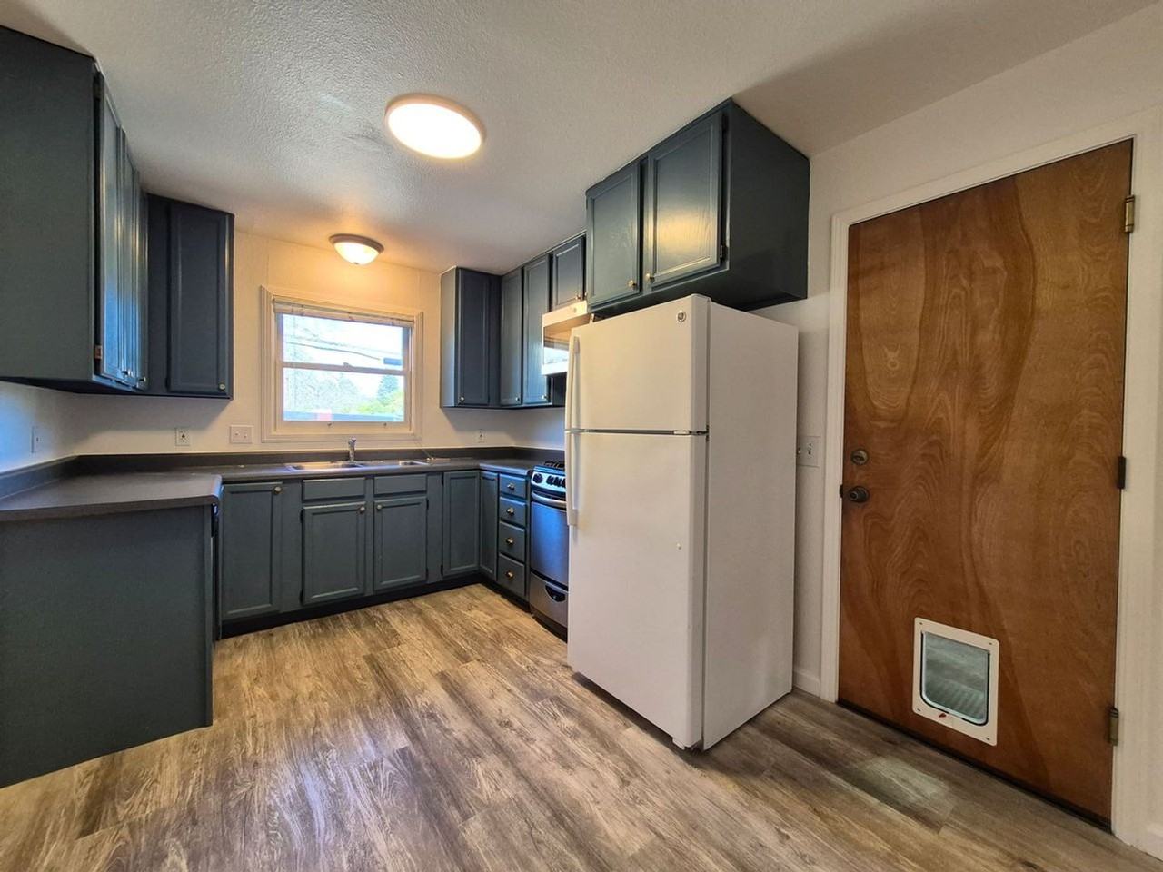 7508 Washington Ave - Photo 3 of 14