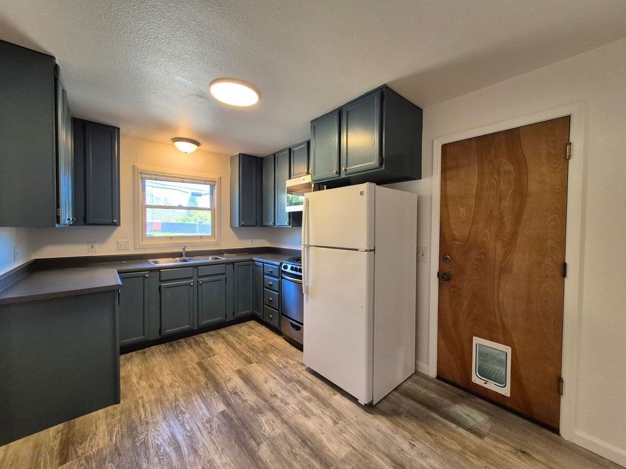 7508 Washington Ave - Photo 4 of 14