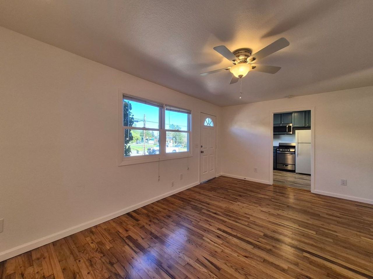 7508 Washington Ave - Photo 6 of 14