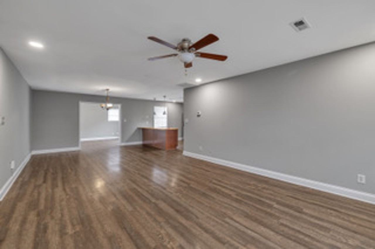 6005 Morning Glory Pl - Photo 3 of 20