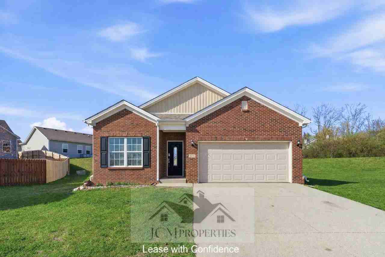 925 Dawson Creek Way