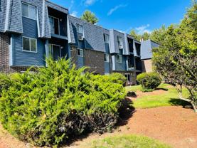 GOFFSTOWN VILLAGE 27 - Photo 1 of 1