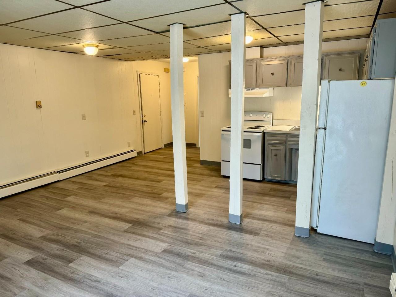 GOFFSTOWN VILLAGE 27 - Photo 2 of 11