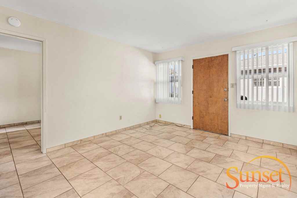 1985 Chicago St #1985