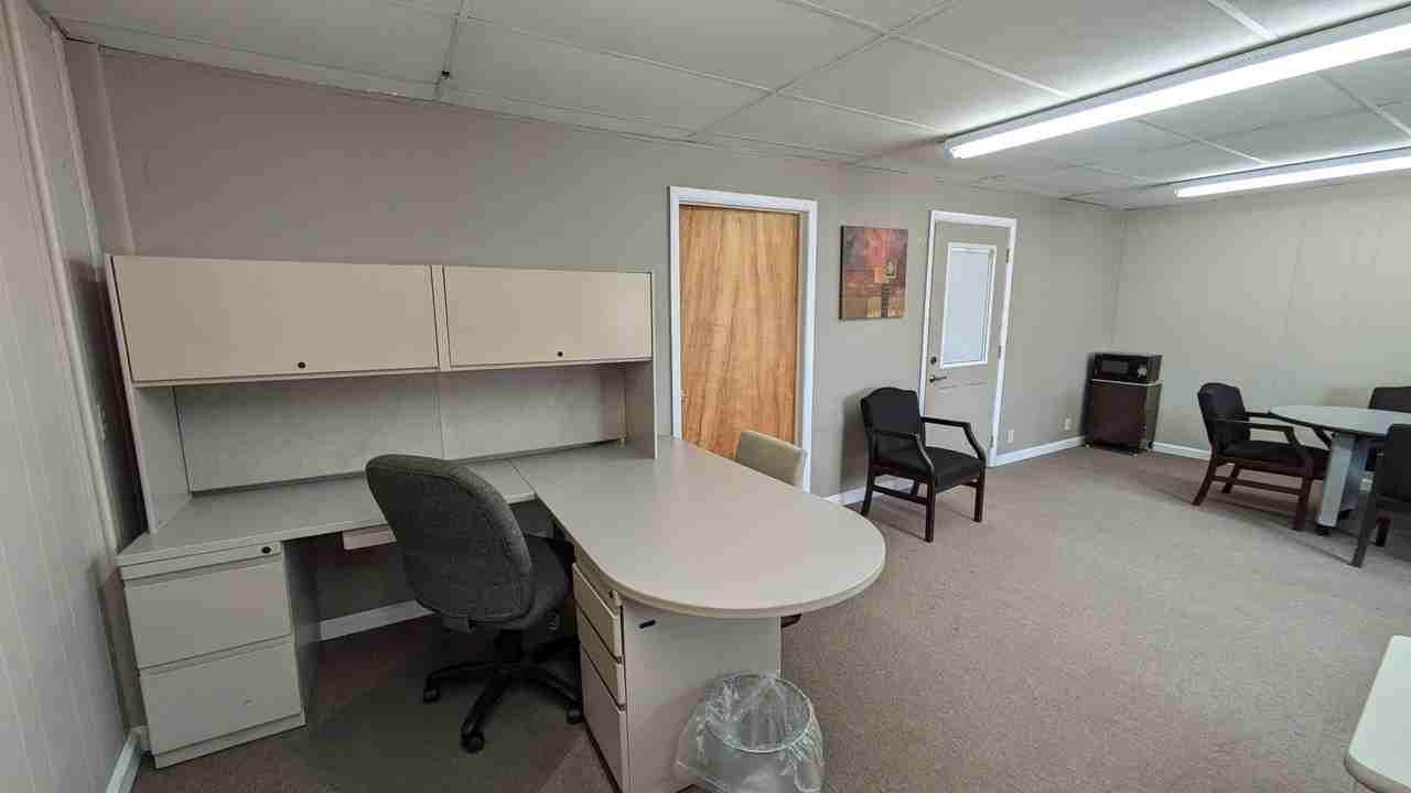 1212 1st St #1 - Photo 4 of 5