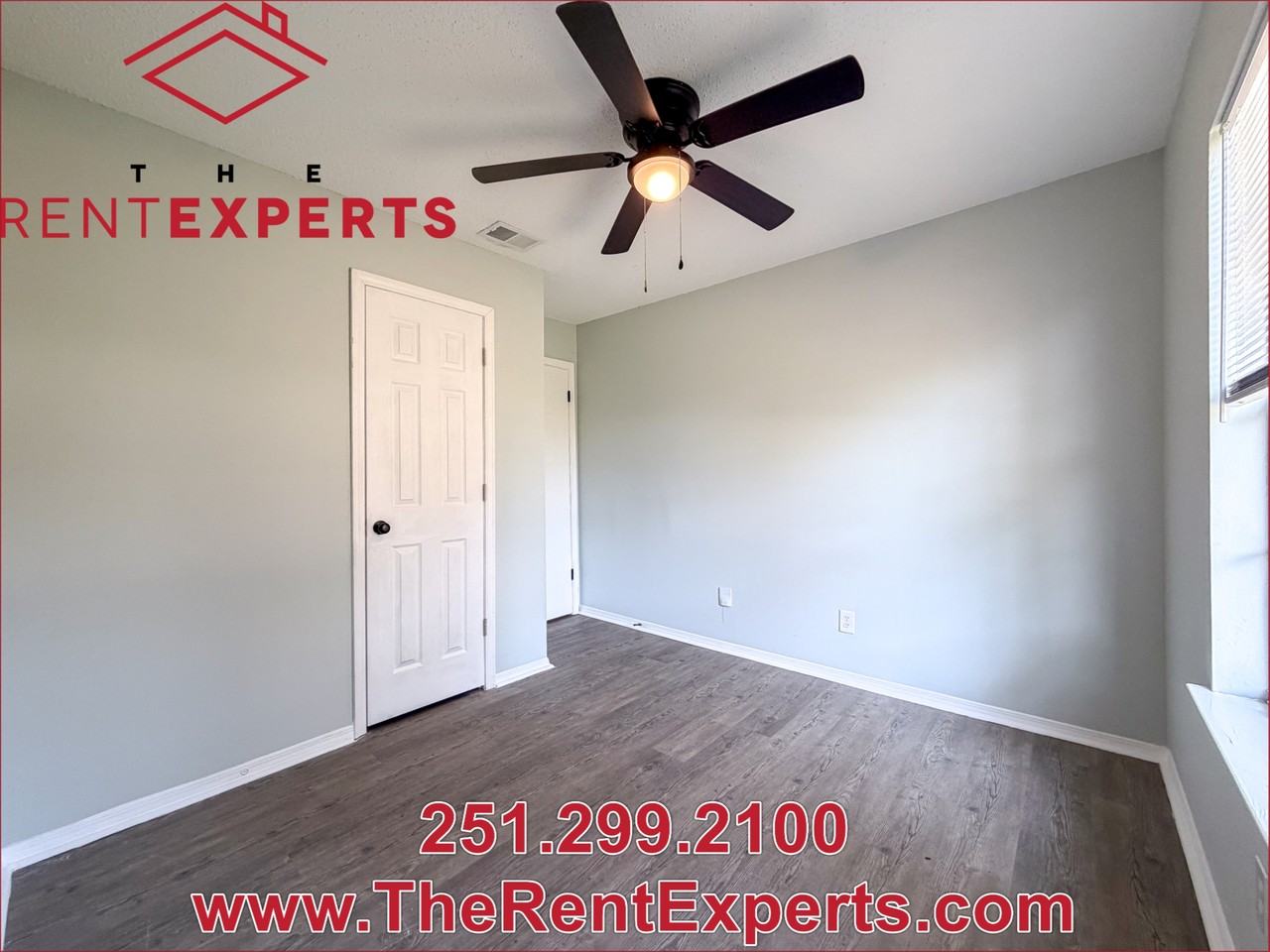 784 Trailwood Dr E #1 - Photo 5 of 24