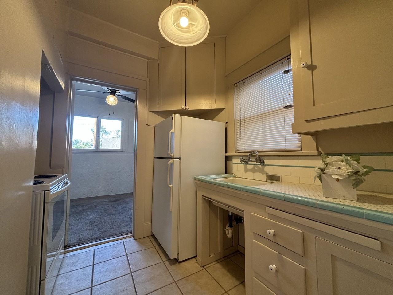 117 Lee St. B - 1 #1 - Photo 4 of 7