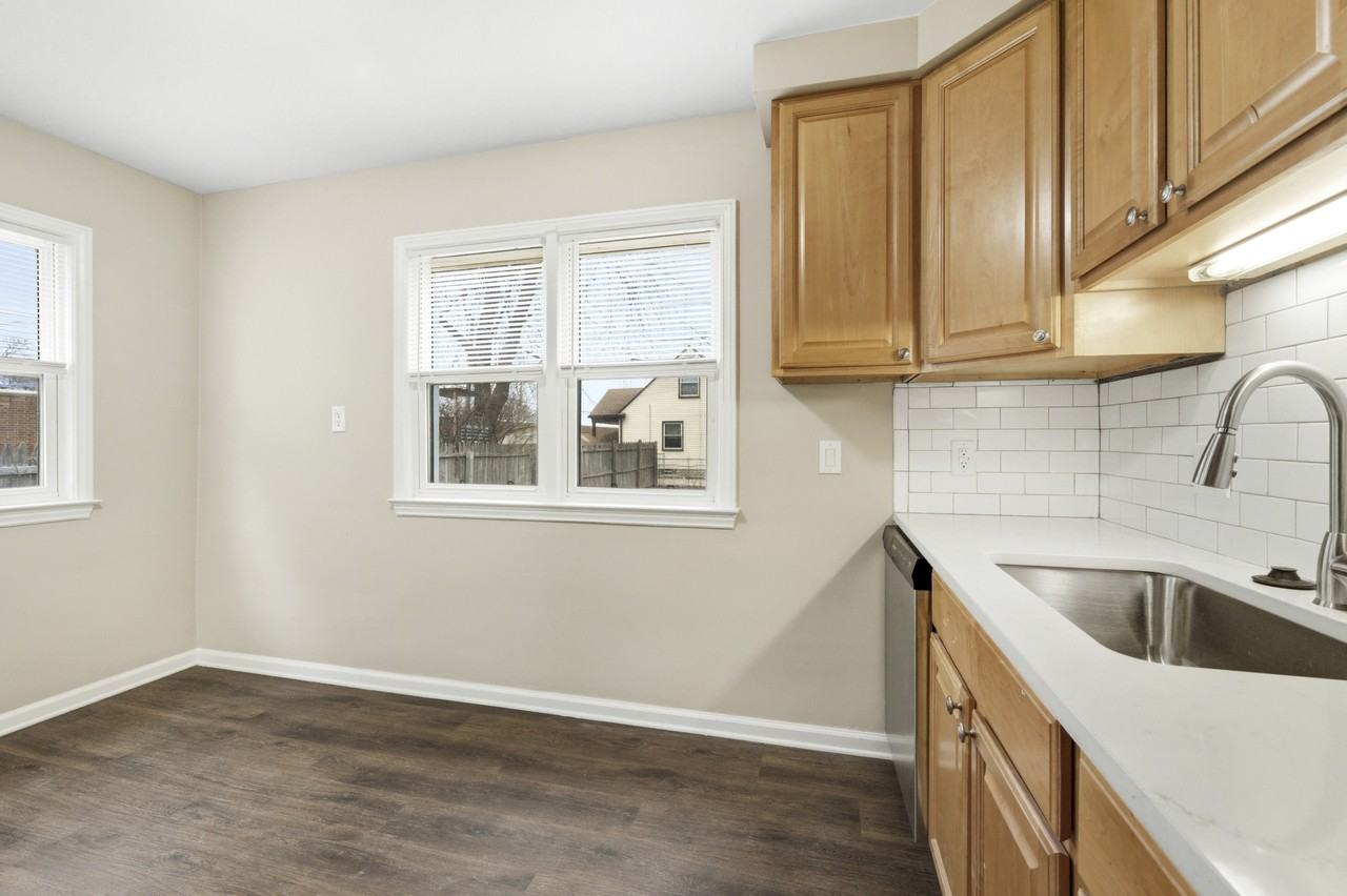 3360 Edgeworth St #1 - Photo 3 of 14