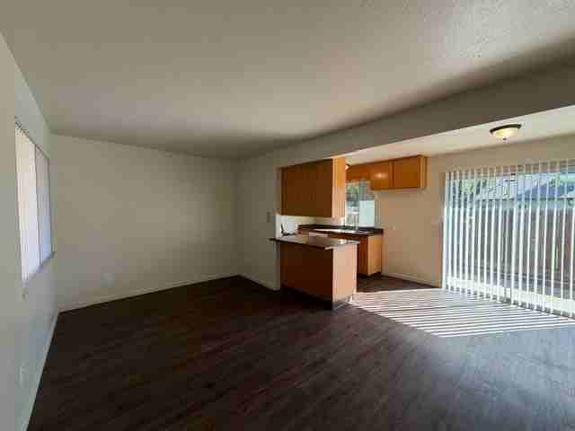 2020 Rose Ave #1 - Photo 3 of 11