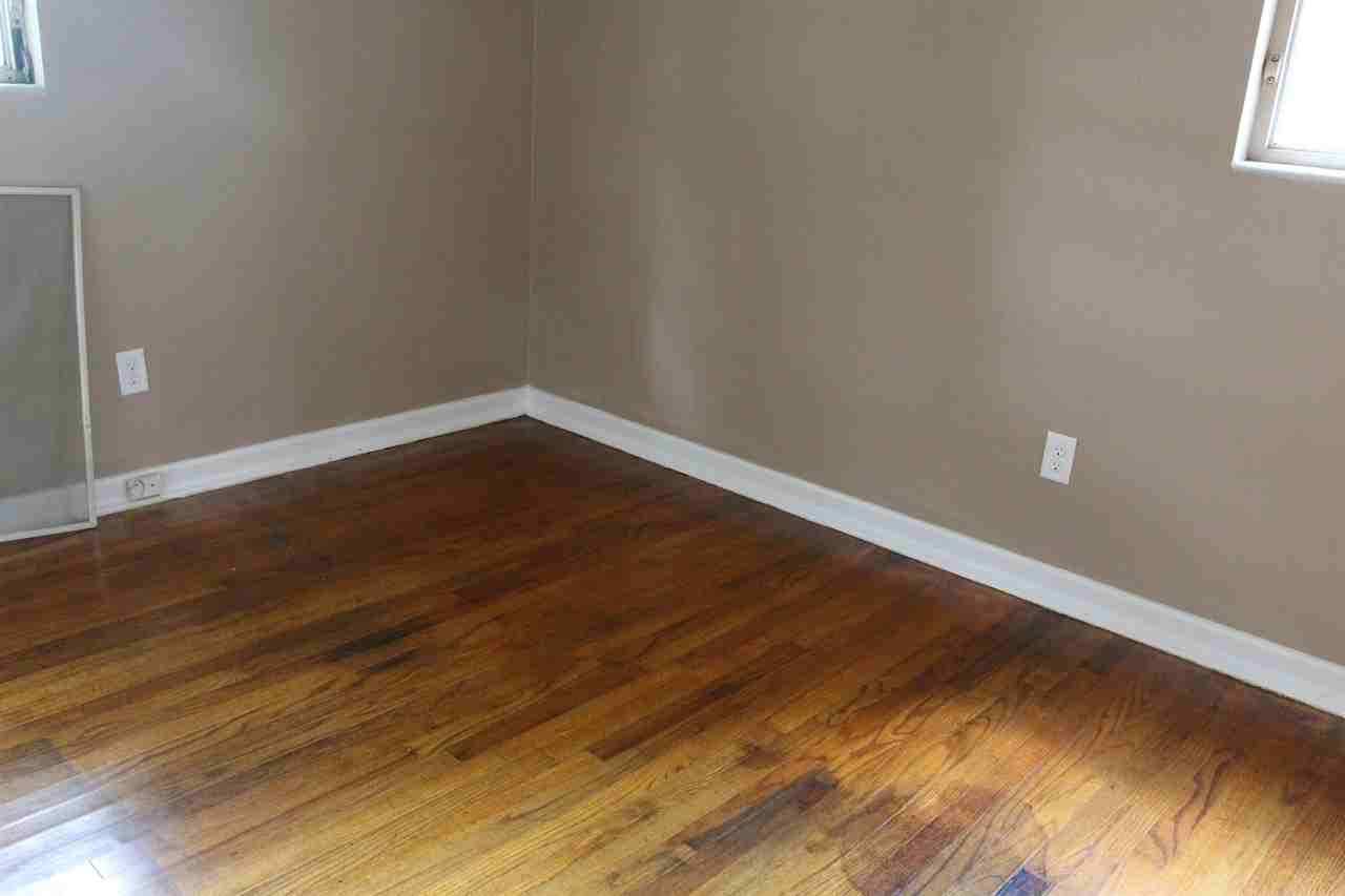 103 S Shadowlawn Dr #1 - Photo 5 of 9