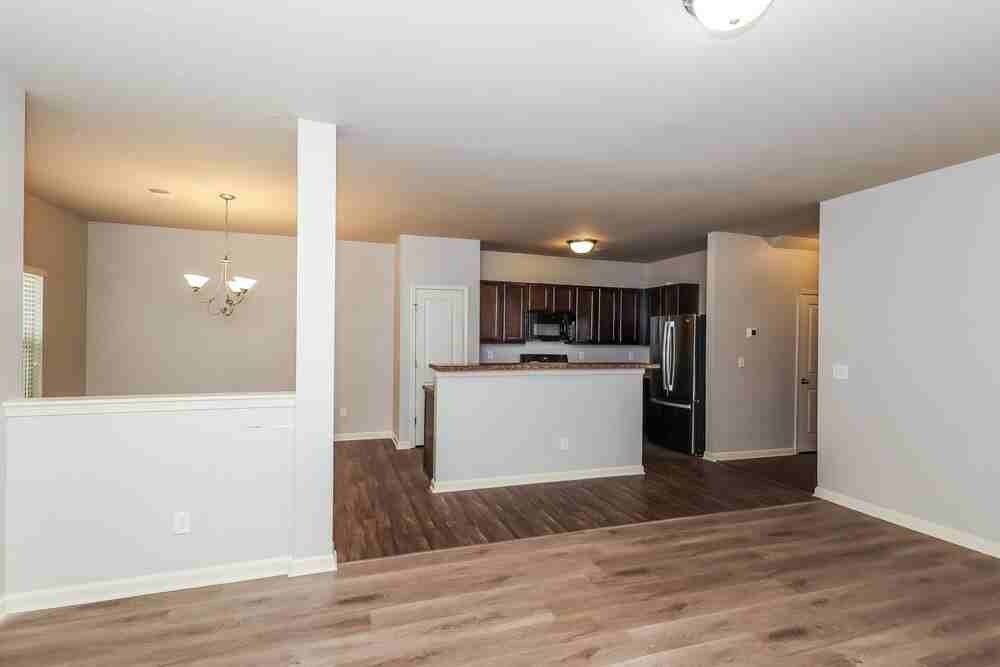 260 Stillwood Dr - Photo 6 of 17