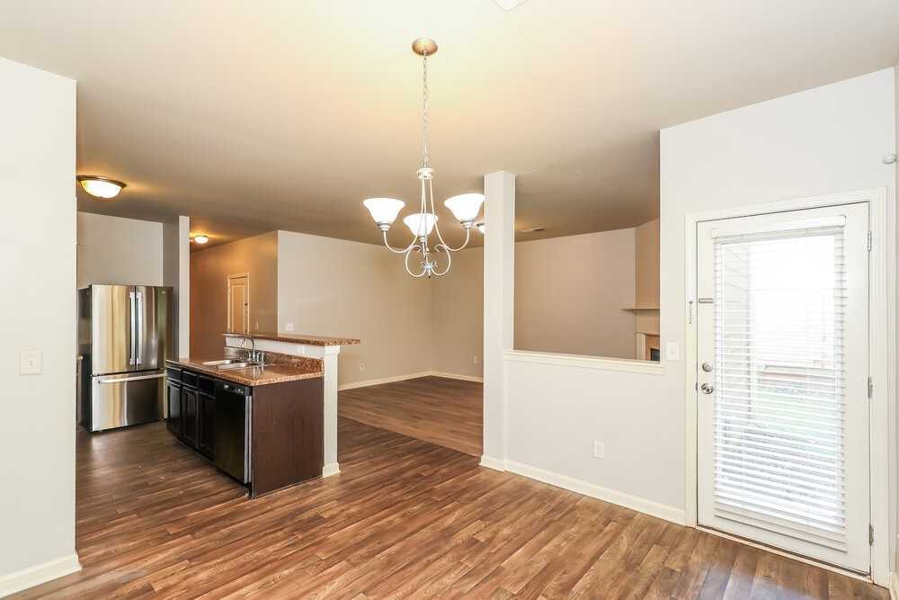 260 Stillwood Dr - Photo 7 of 17