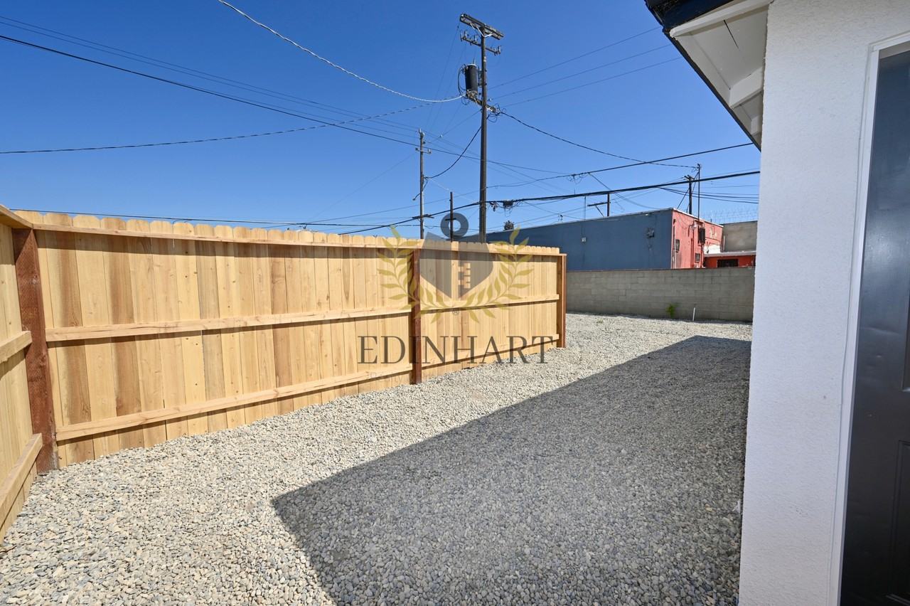 1584 N Carruth Ave #1 - Photo 3 of 19