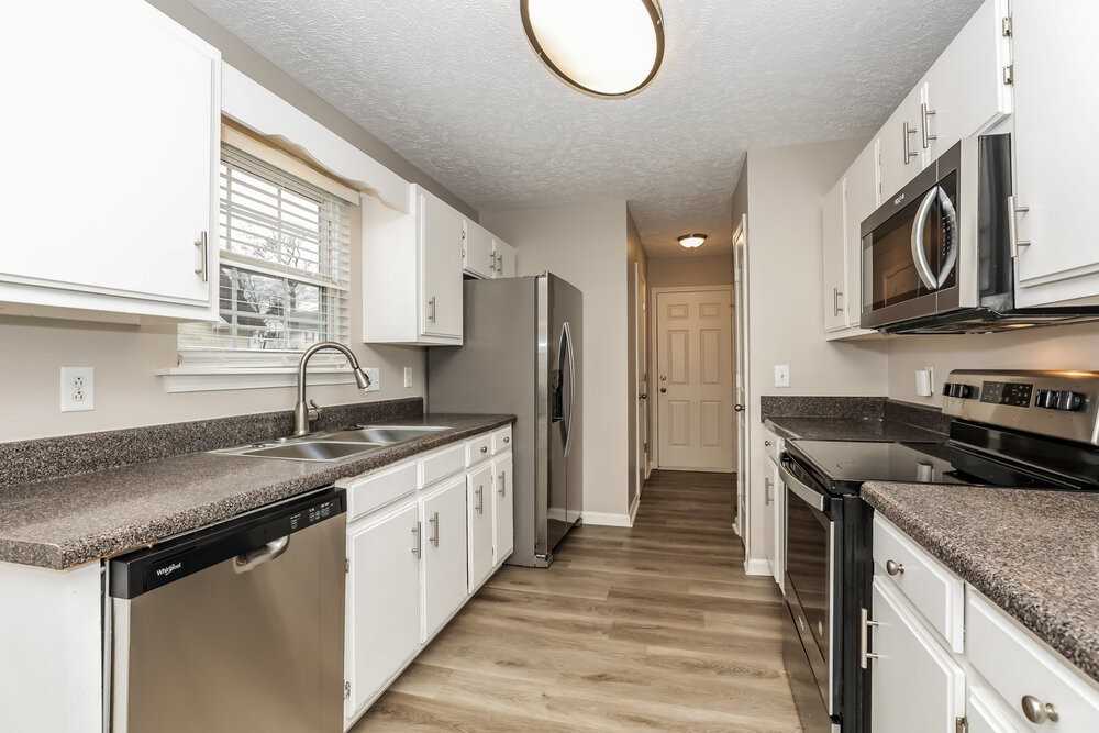 1711 Luton Dr - Photo 7 of 17