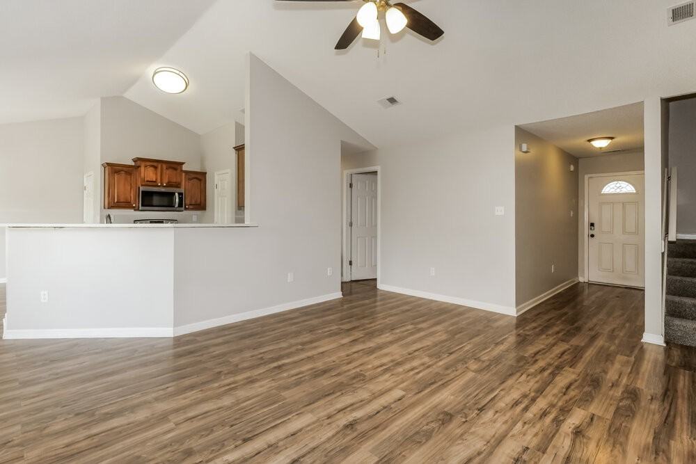 751 Northwood West Cv - Photo 5 of 17