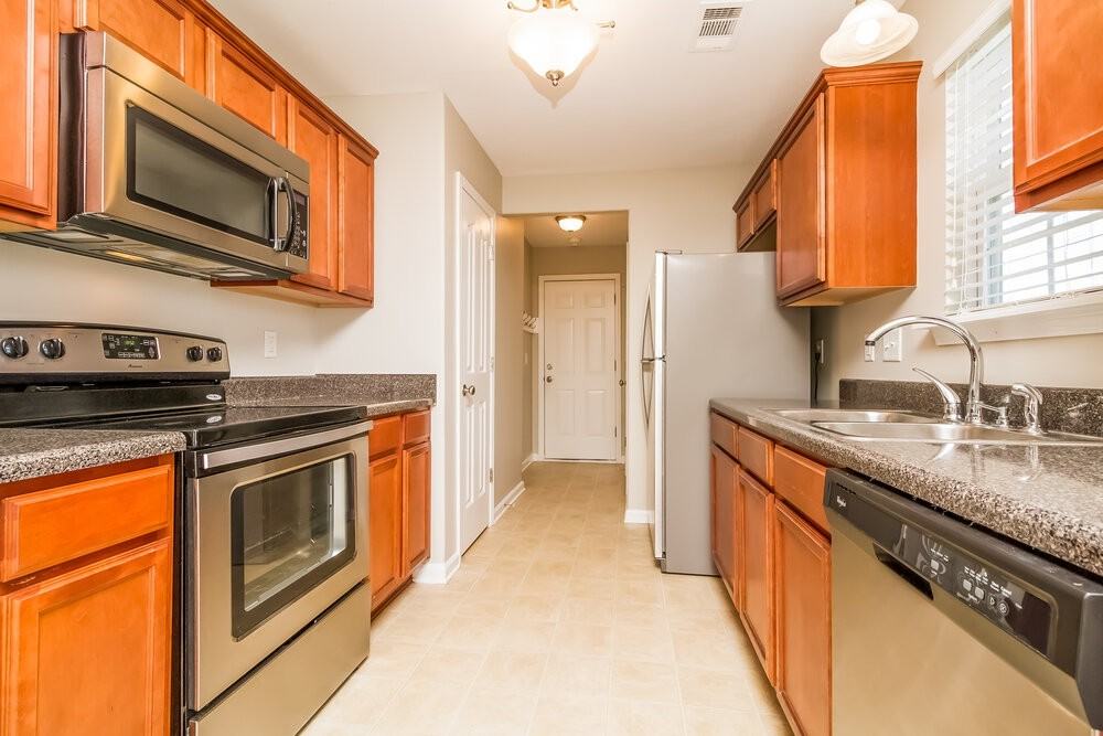 9204 Thomason Trl - Photo 7 of 15