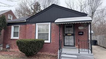 featured image of 12007 Lakepointe St #1