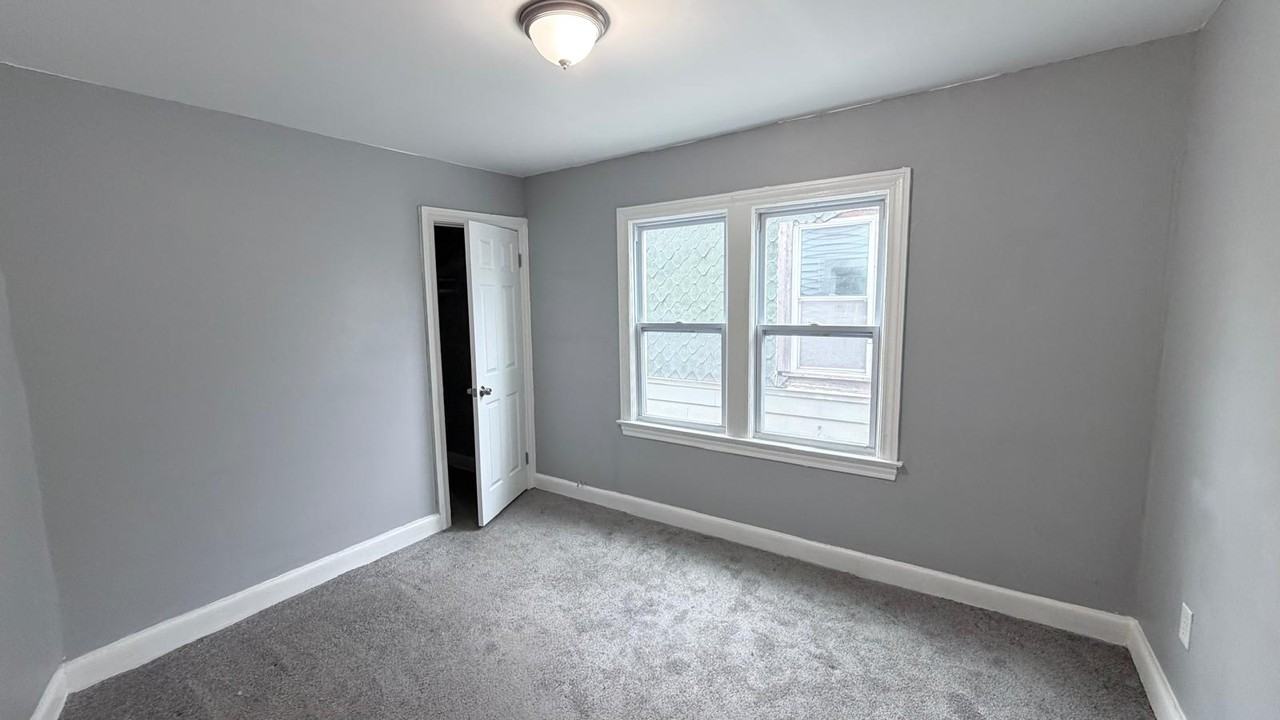 4667 Beniteau St #1 - Photo 6 of 11