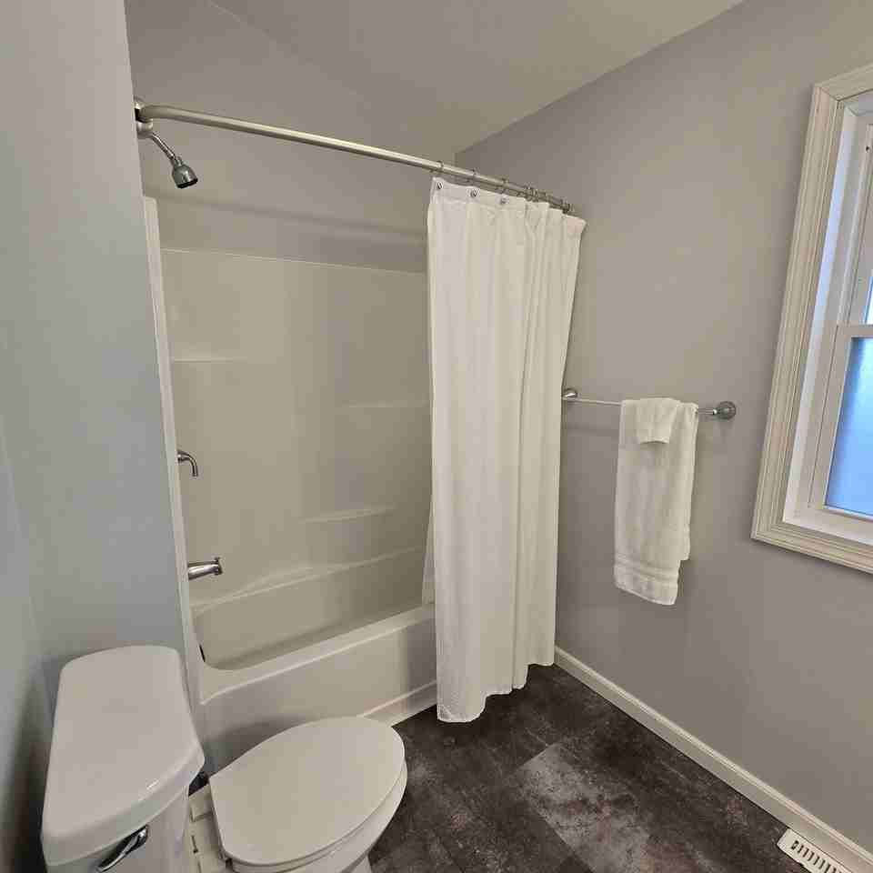 241 Short St #1 - Photo 4 of 19