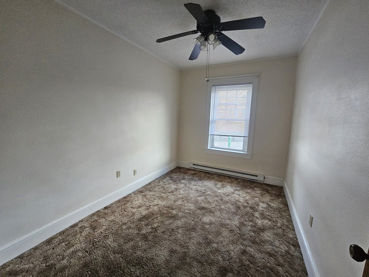 281 E Main St #3 - Photo 5 of 9