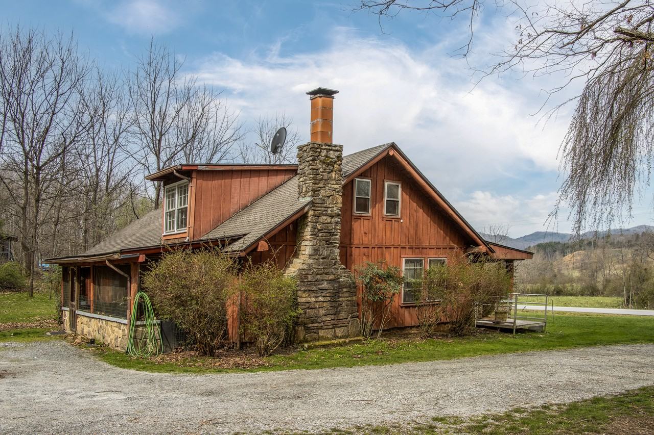 2859 Hannah Ford Rd #1 - Photo 2 of 19