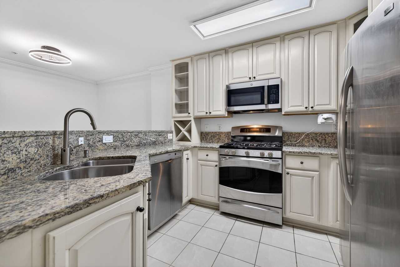 18809 Sparkling Water Dr #T3 - Photo 5 of 17