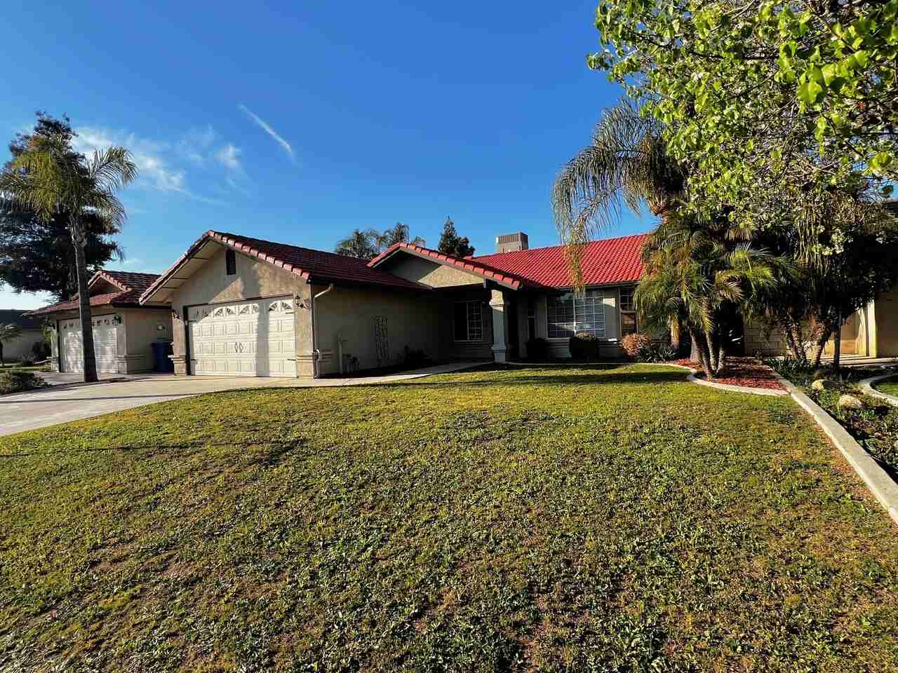 516 Sun Rose Ave #1 - Photo 4 of 22