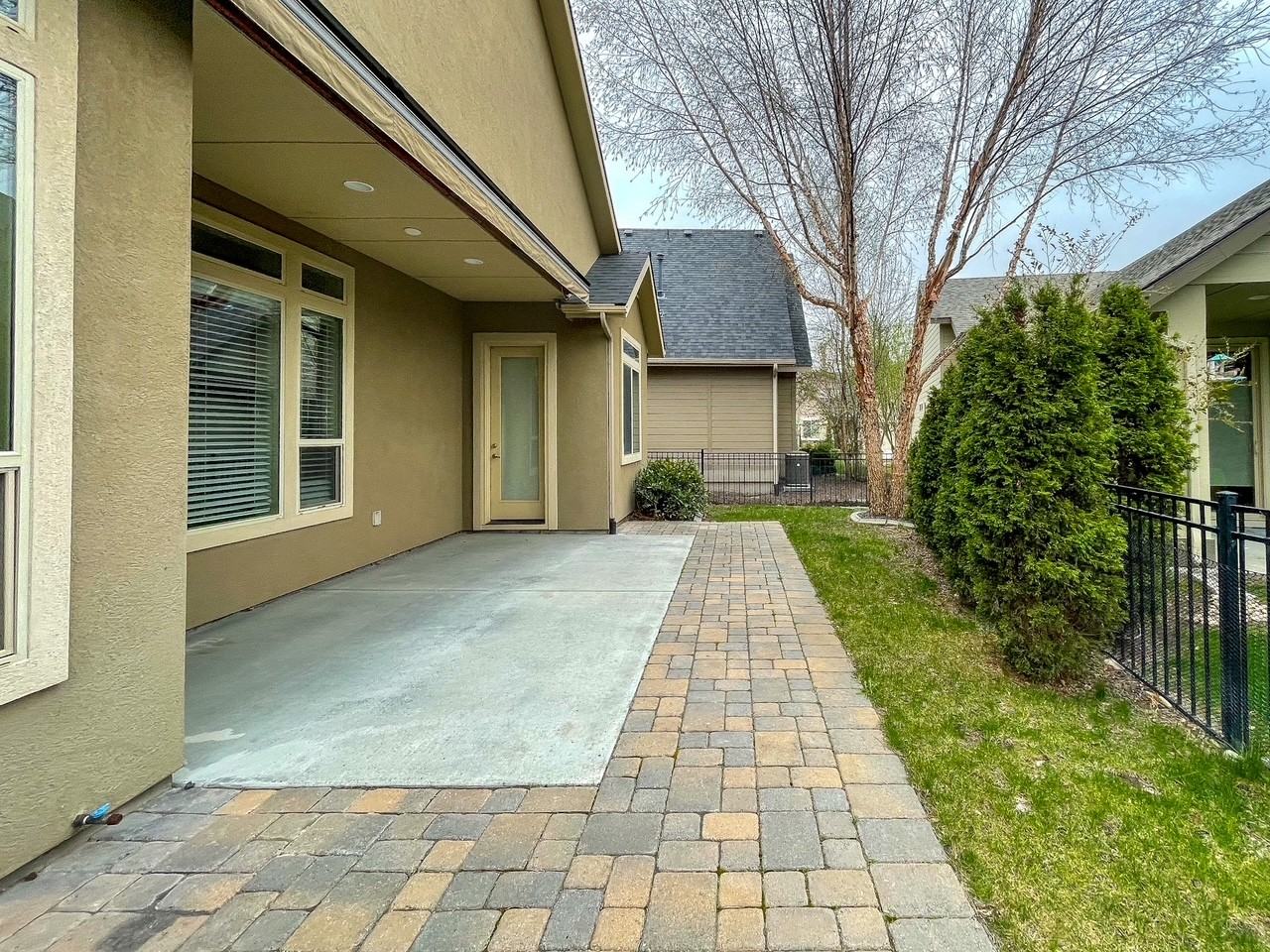 307 E Grove Creek Ln #1 - Photo 3 of 48