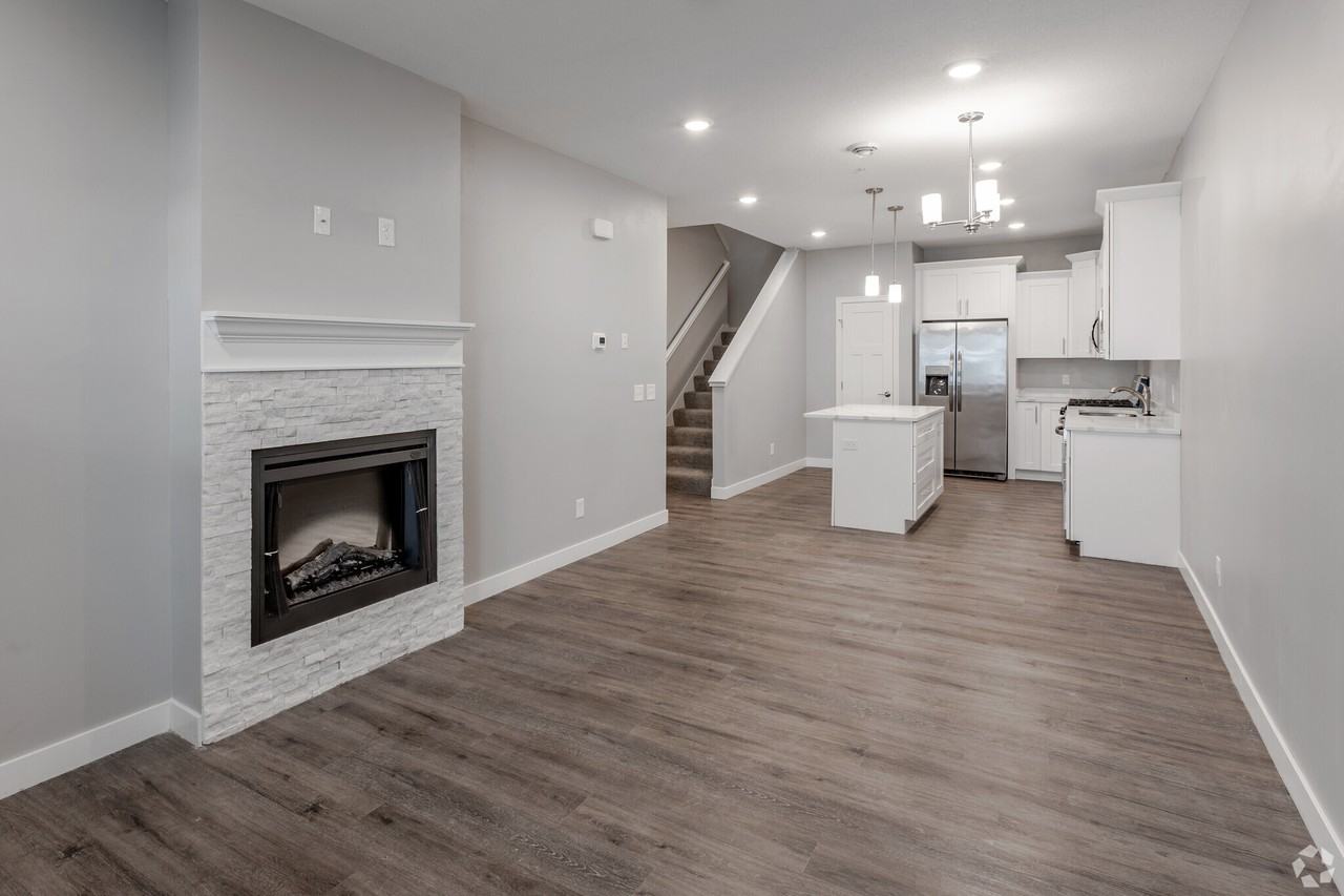 504 Stone Haven Dr Ne #504 - Photo 4 of 14