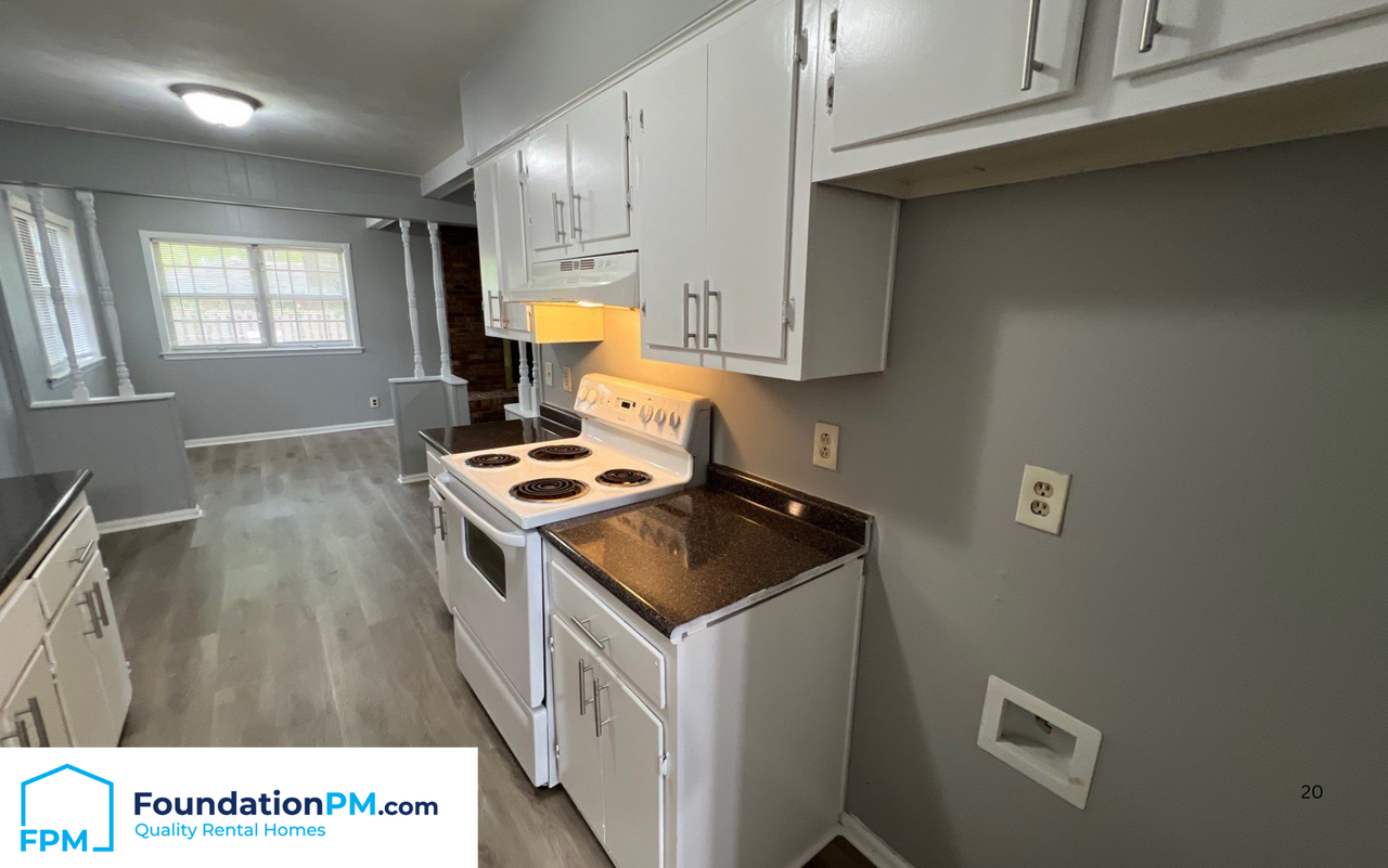 3295 E Foxburrow Cir #1 - Photo 5 of 17