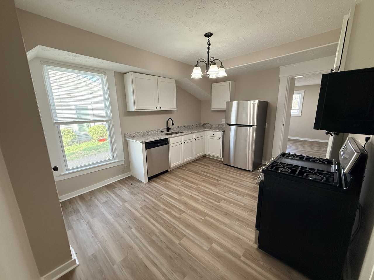 310 N Mechanic St #2 - Photo 5 of 13