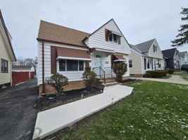 featured image of 19807 Gardenview Dr #1