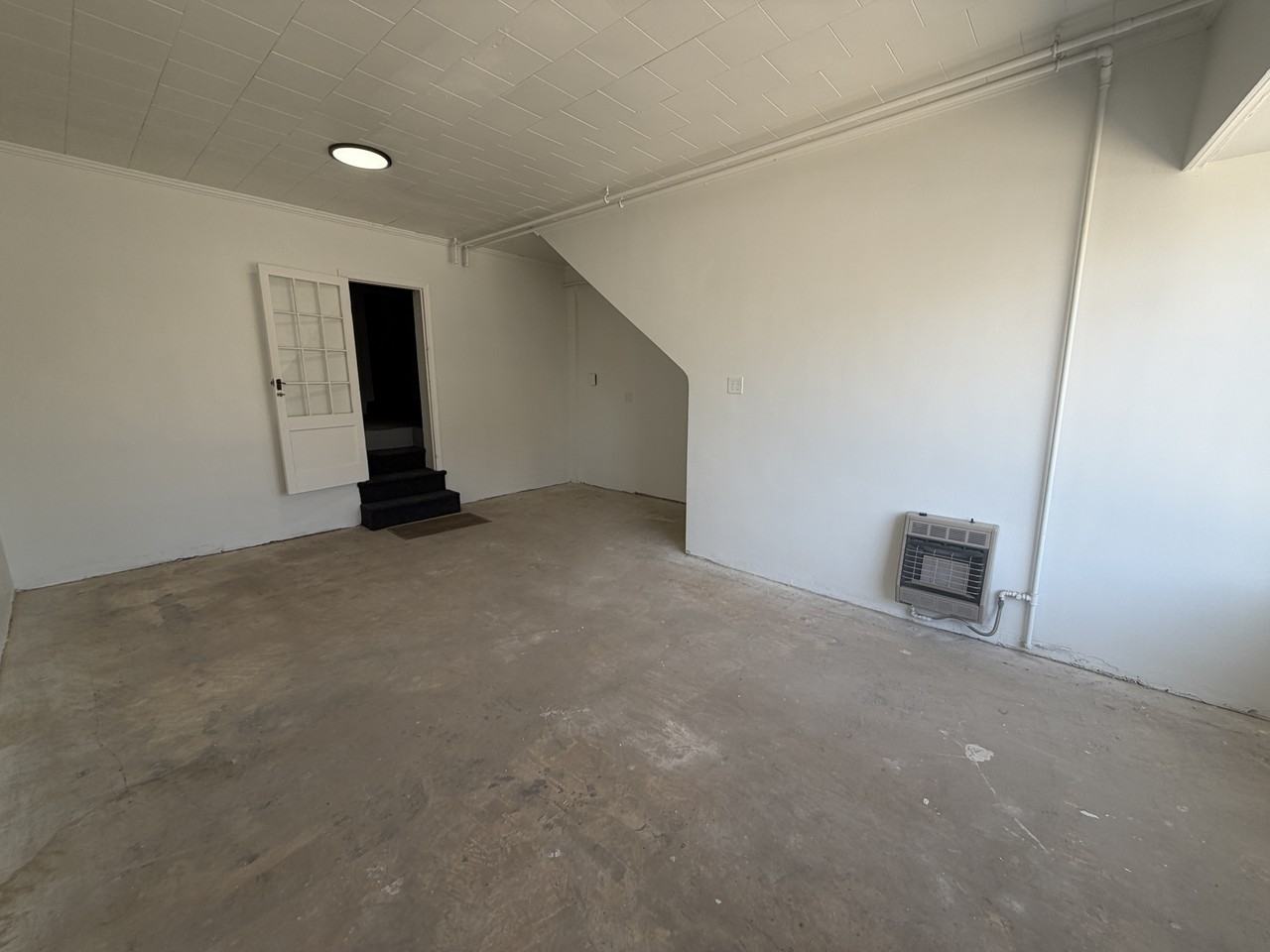 8118 Harford Rd #D - Photo 4 of 13