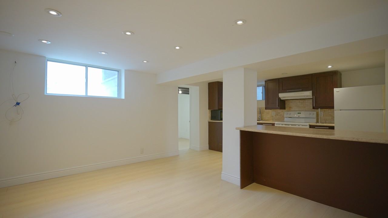 7 Harvard Ave Bsmt #BS - Photo 3 of 15