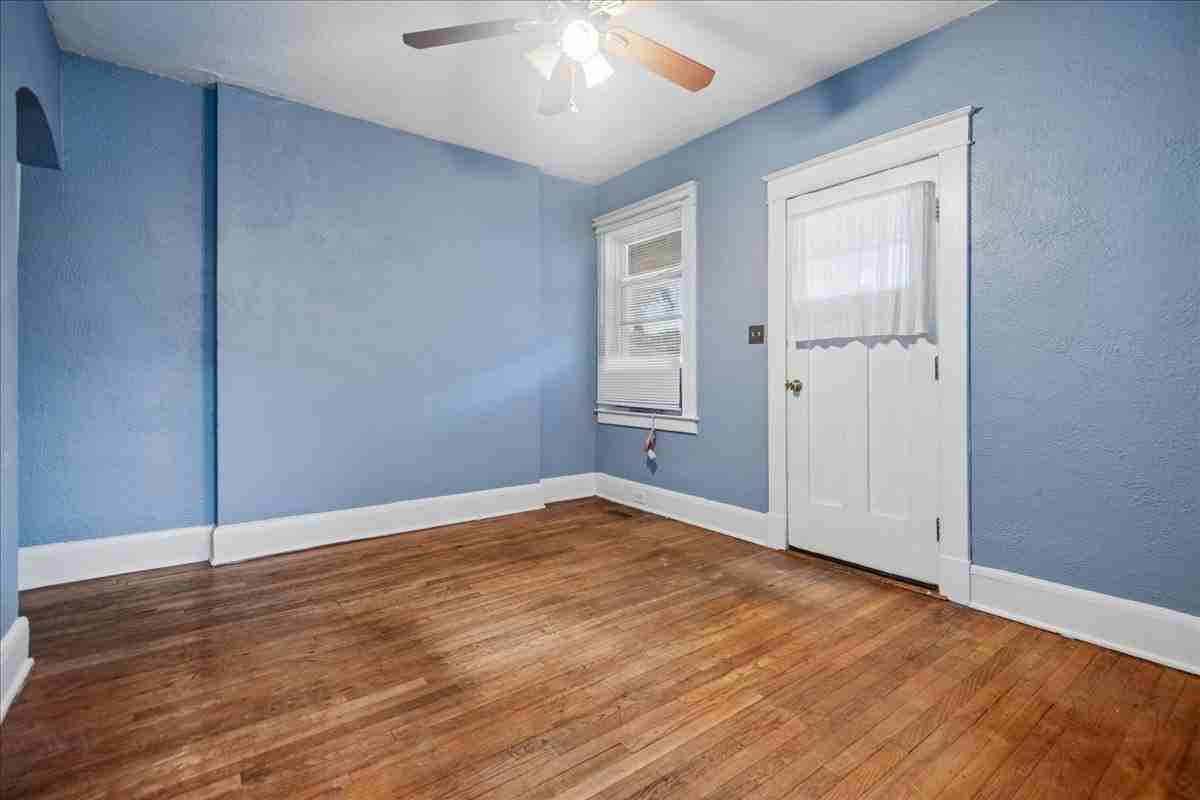 4007 Biddison Ln #1 - Photo 4 of 23