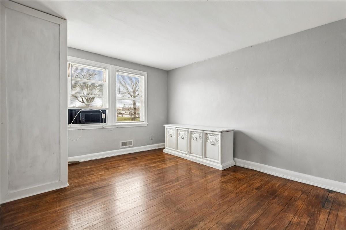 3914 Erdman Ave #1 - Photo 6 of 21