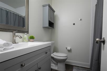 504 Wonder Ln #1 - Photo 3 of 11