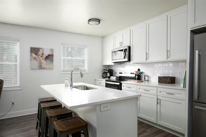 504 Wonder Ln #1 - Photo 6 of 11