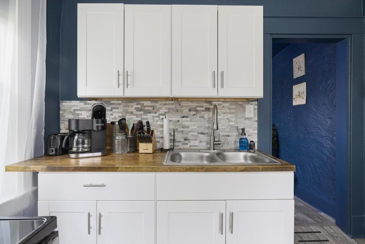 820 Florida AvenueUnit 2 #2 - Photo 4 of 26