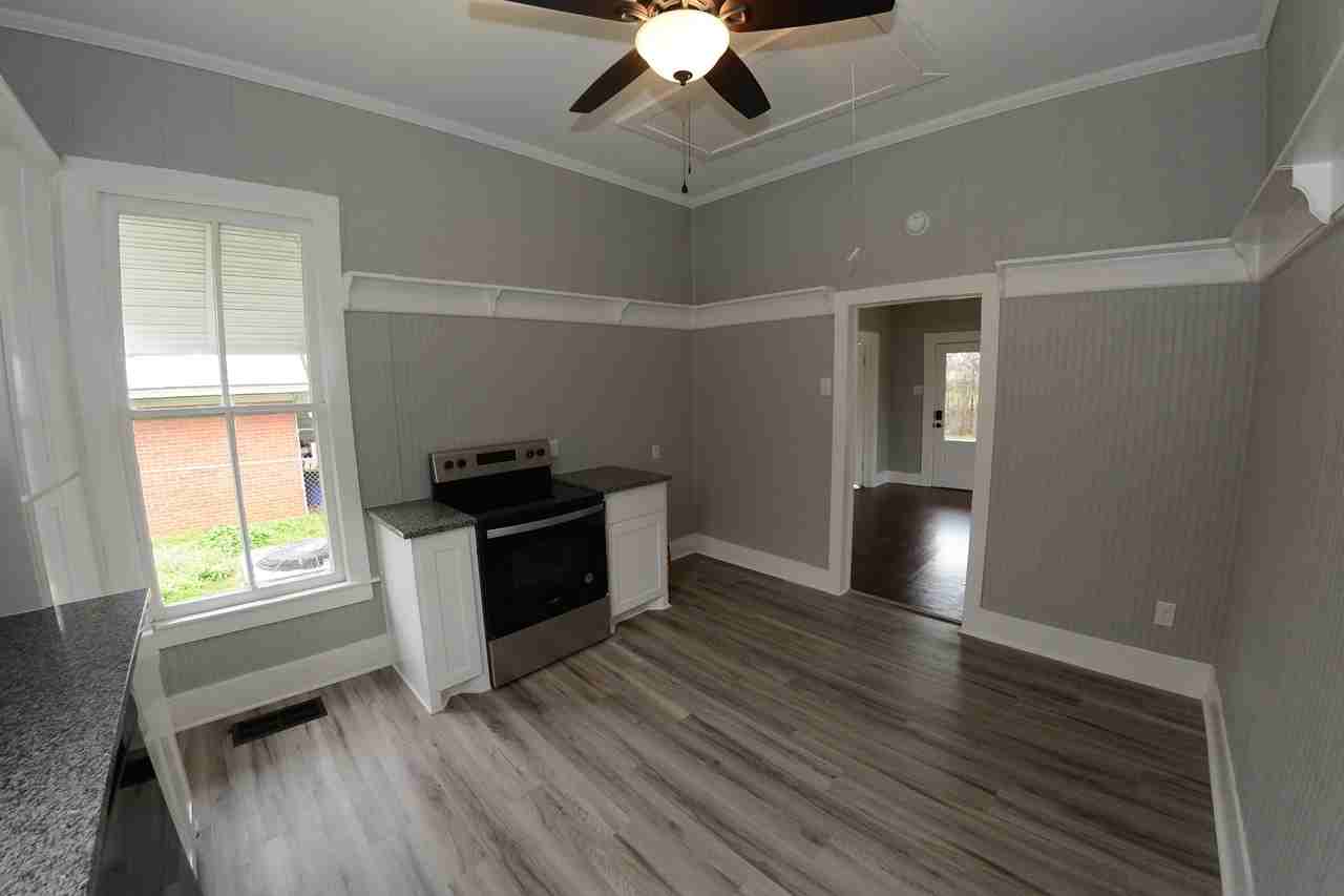 412 W Day St #1 - Photo 6 of 10