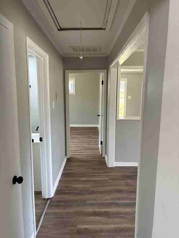 1110 S Washington Ave #1 - Photo 3 of 11